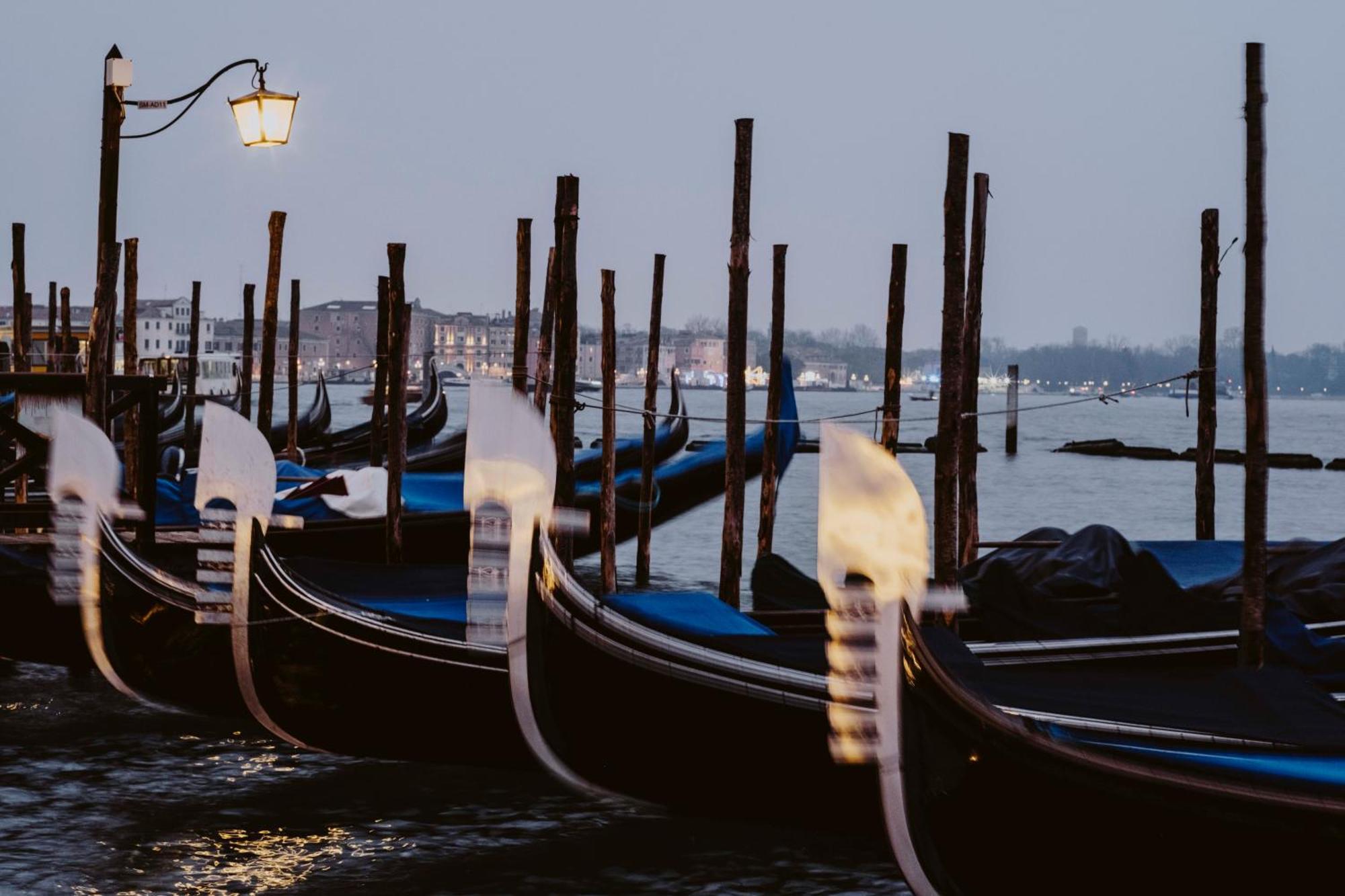 Ca' Della Scimmia - Rialto Bridge, Венеция Экстерьер фото