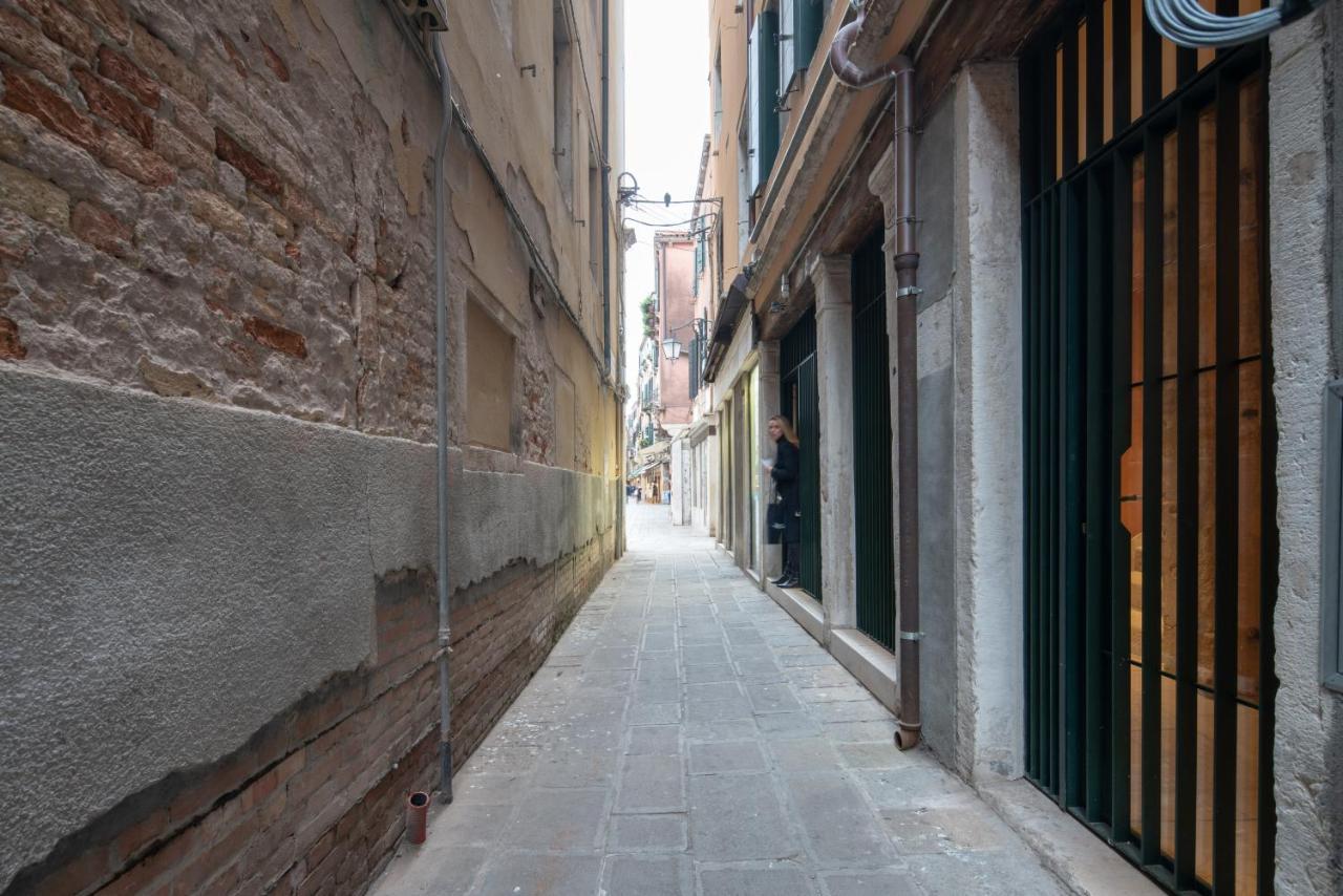 Ca' Della Scimmia - Rialto Bridge, Венеция Экстерьер фото
